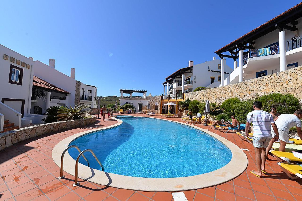 Paddle - Sea View Apartment With 3 Pools, Tennis & Squash Court Sao Martinho do Porto Bagian luar foto